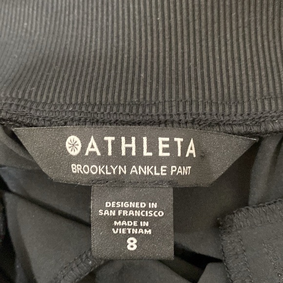 Athleta Women's Black Brooklyn Ankle Casual Travel Pant Sz 8 - Picture 8 of 9